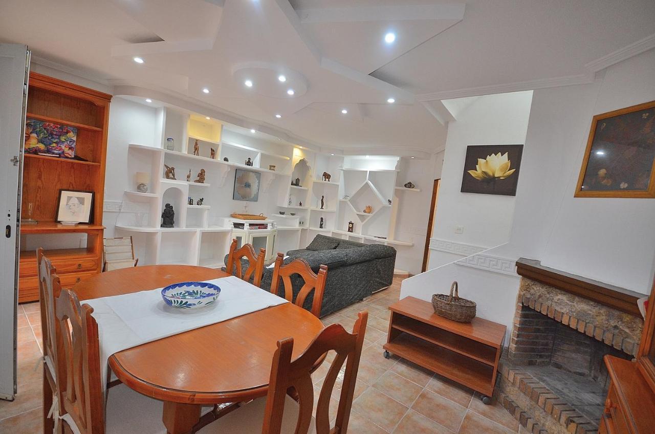 Agradable Adosado Con Piscina, Duchas Hidromasaje Villa Torrevieja Exterior foto