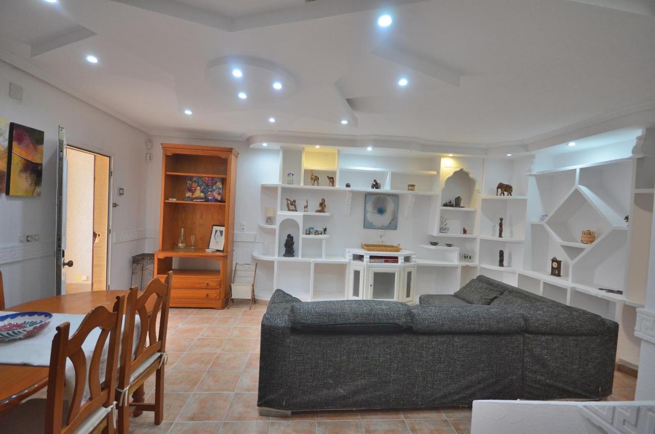 Agradable Adosado Con Piscina, Duchas Hidromasaje Villa Torrevieja Exterior foto